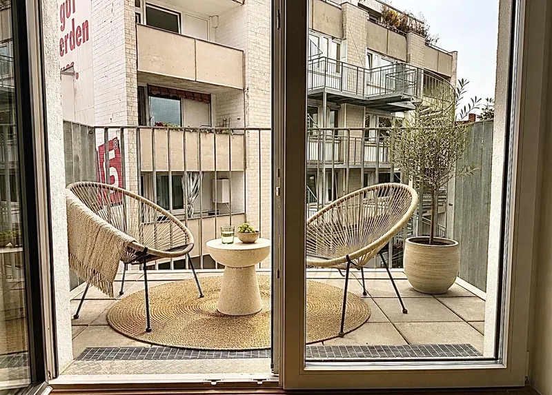Moderne Wohnung mit Balkon in Berlin Friedenau — photo 1